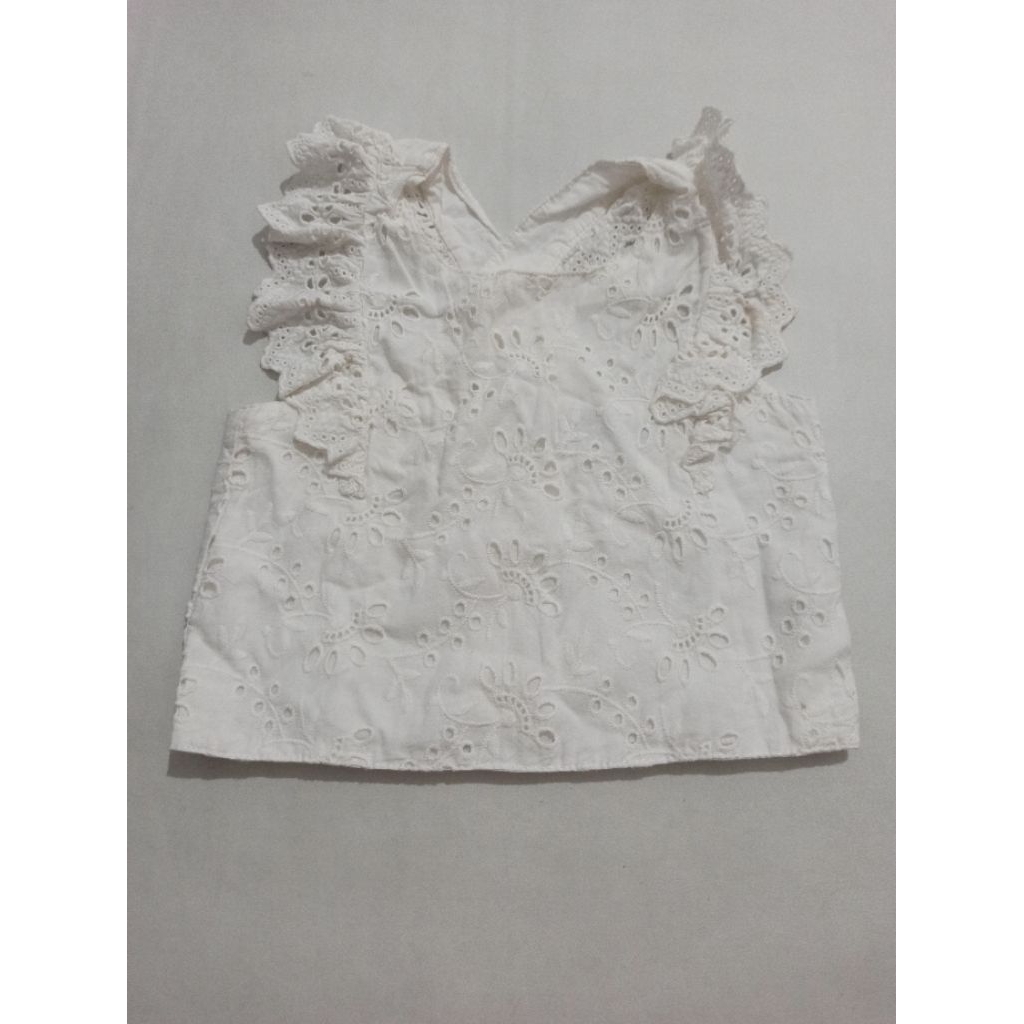 PRELOVED BABY TOPS / KEATASAN BAYI WARNA PUTIH MERK GINGERSNAPS