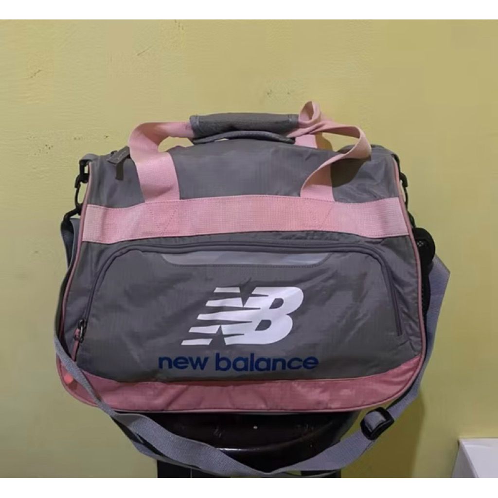 PRELOVED TAS NEW BALANCE FITNES GYM TRAVEL BAG