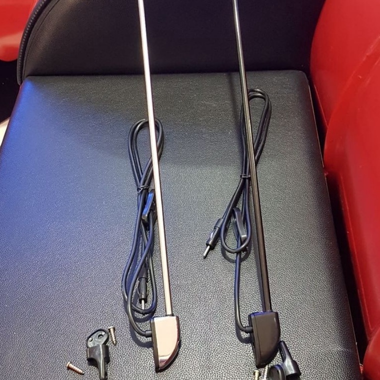 KODE U74T antena audio carry futura t12ss warna hitam atau chome