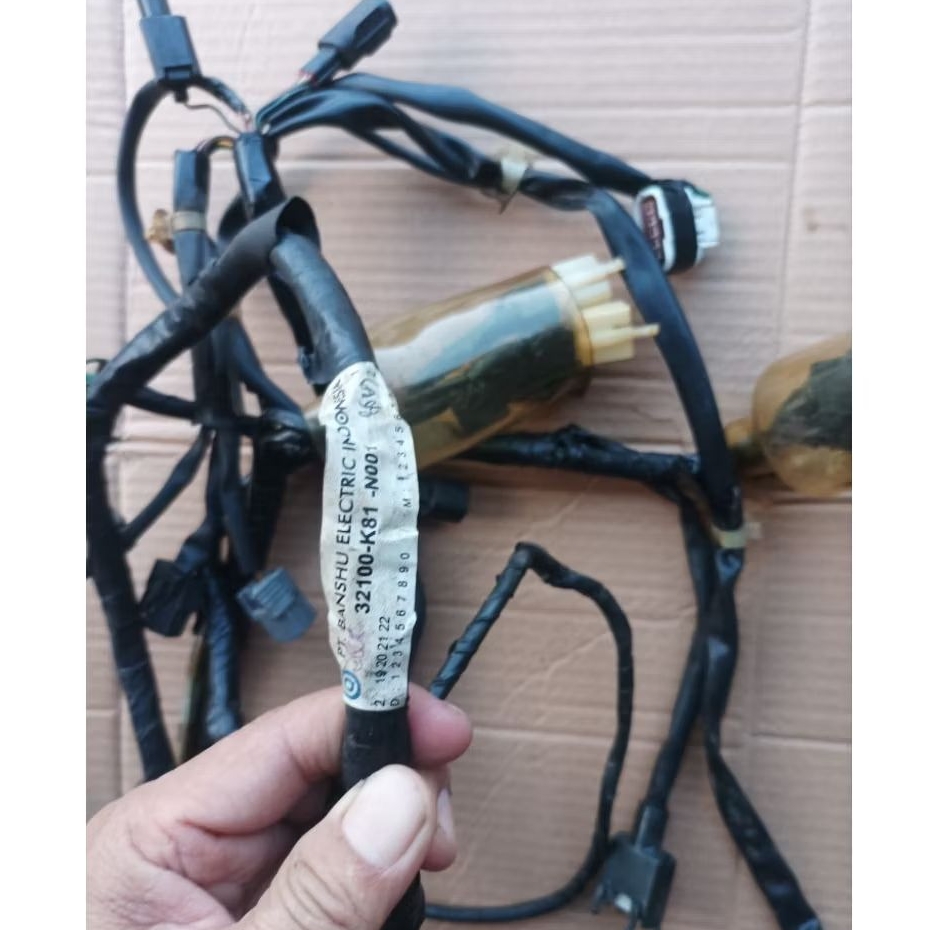 Kabel body wire harness Honda beat eco 32100 k81 N001 bekas ada minus di lingkari merah   original