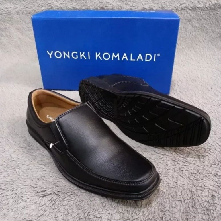 KODE L4Z PROMO SEPATU FORMAL YONGKI KOMALADI PREMIUM PRIA DEWASA bacalah deskripsi sebelum membeli