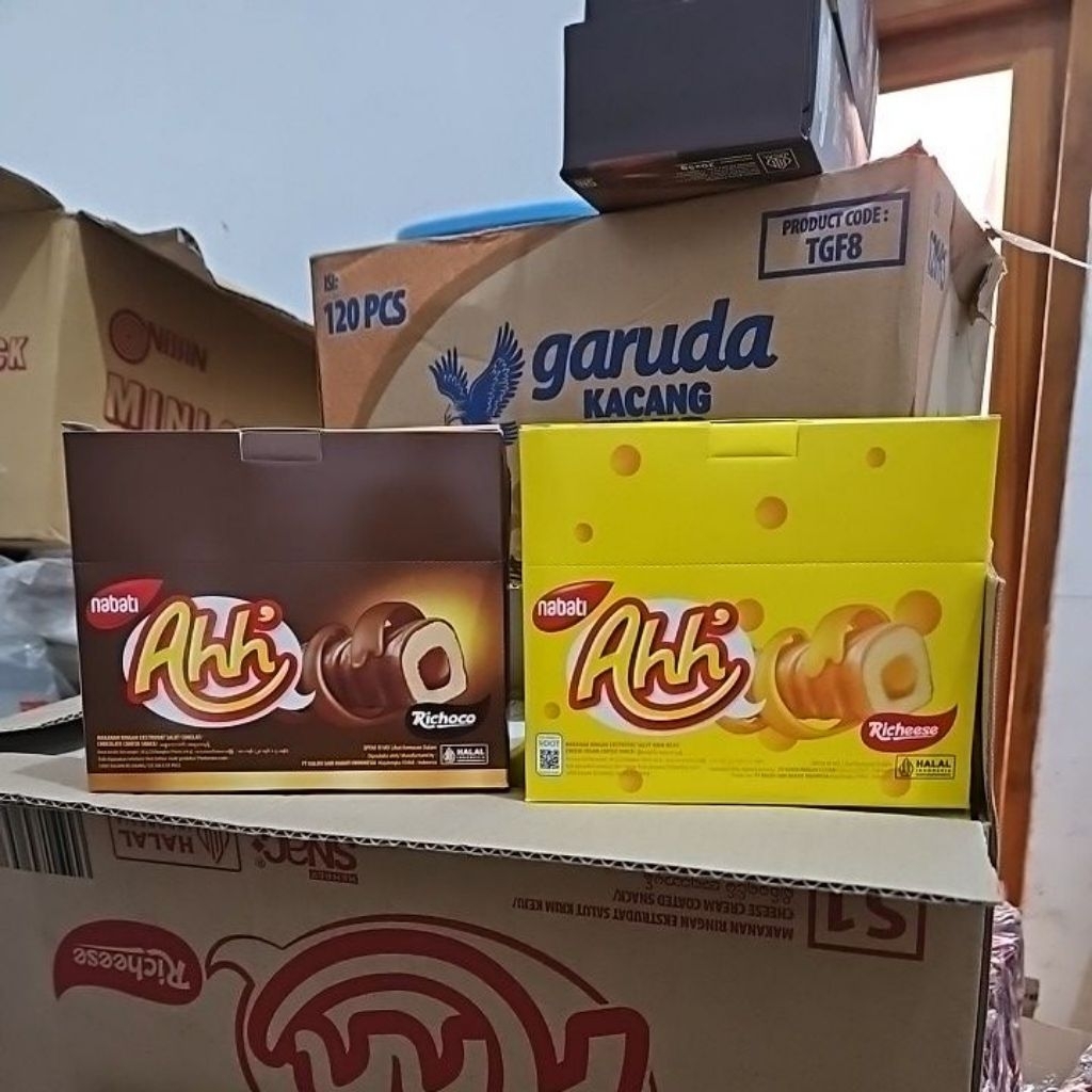 

AHH SIP NABATI RASA COKLAT / KEJU 80 GR ISI 20 PCS