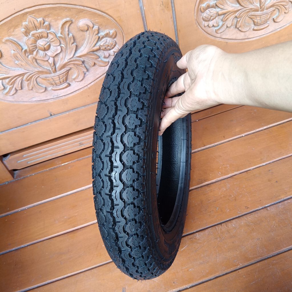 Ban vespa depan 300 ring 10 Pirelli SC30 THN produksi 2017