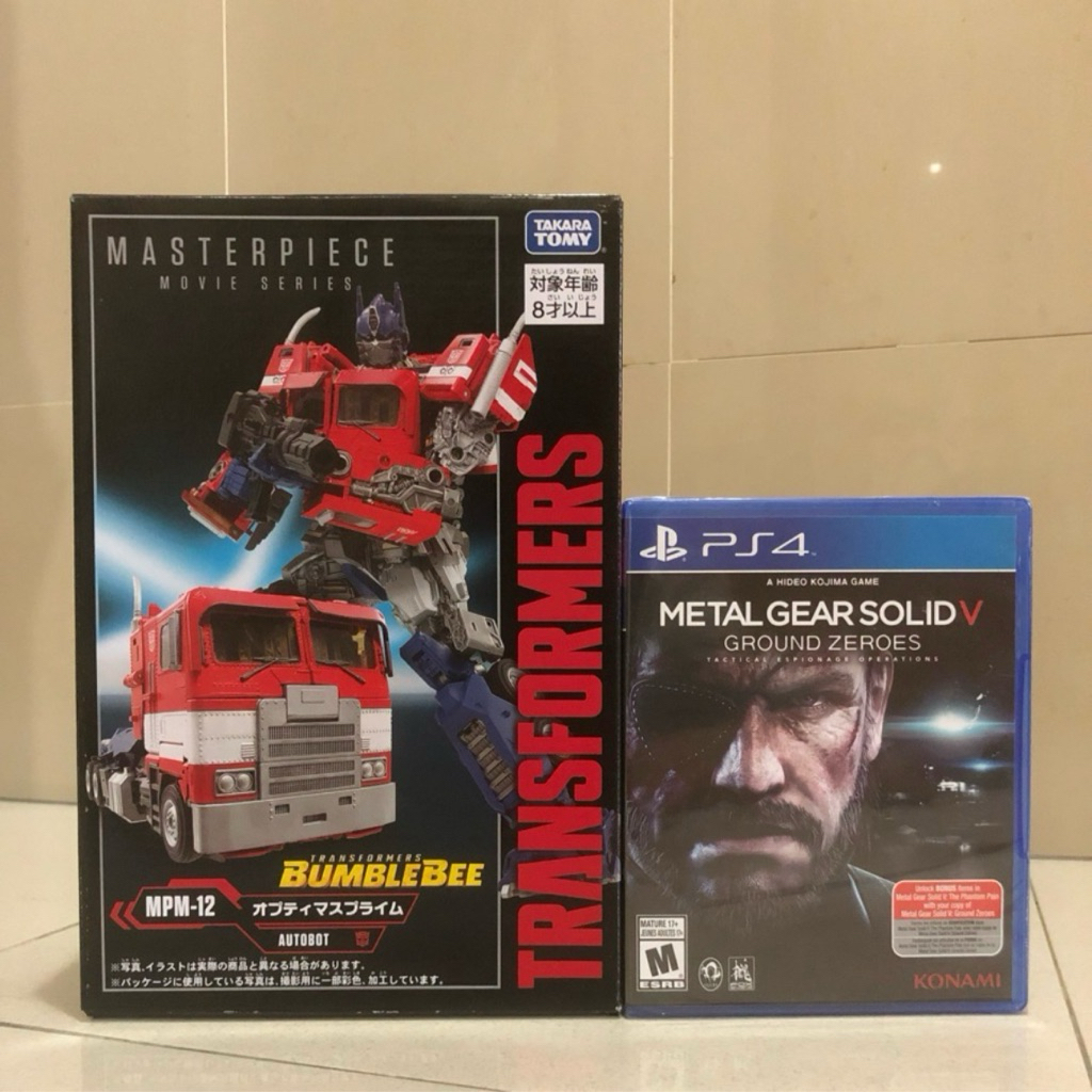 Takara Tomy MPM-12 Transformers Masterpiece Optimus Prime