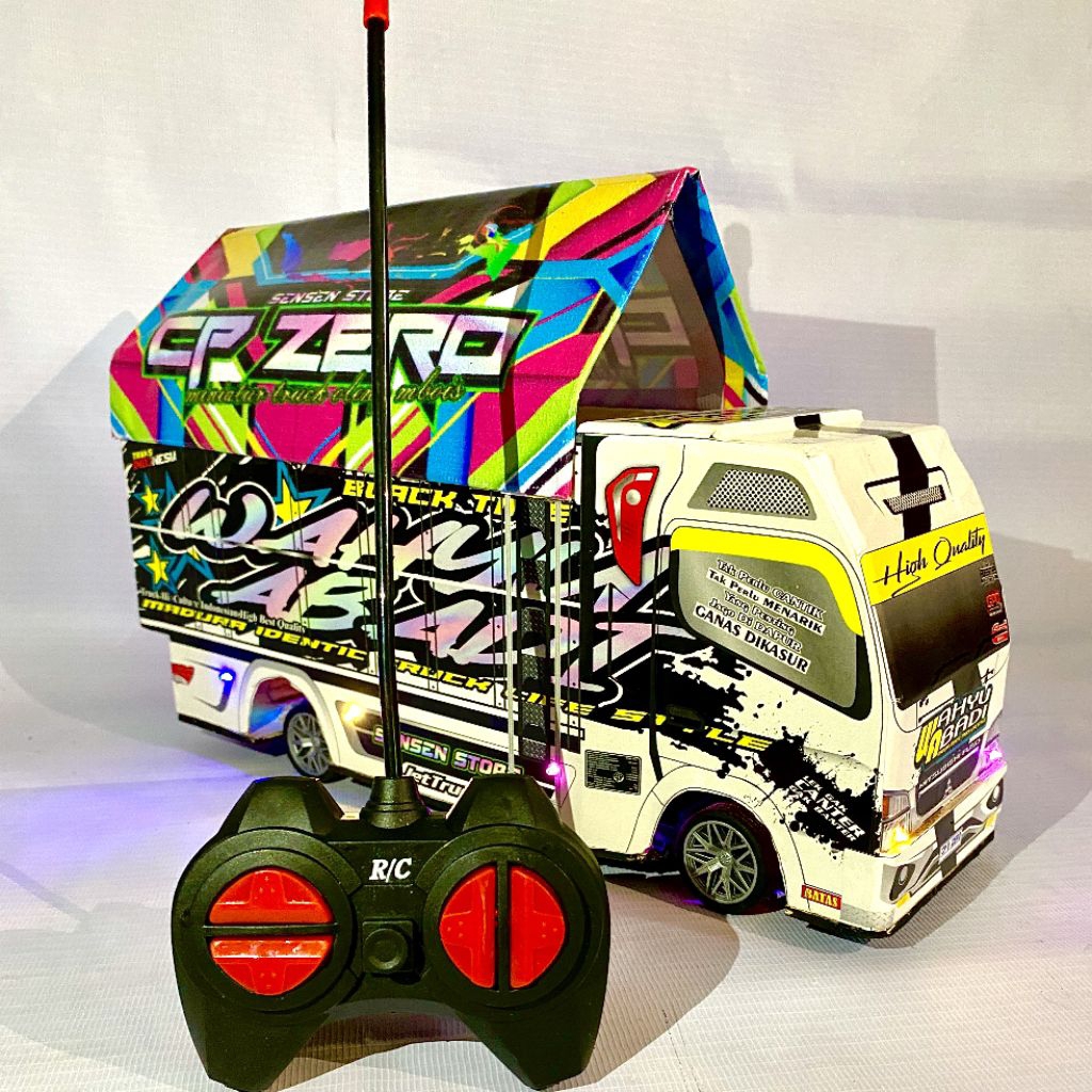 Miniatur truk oleng kayu wahyu abadi full variasi remote control lampu dan terpal terlaris