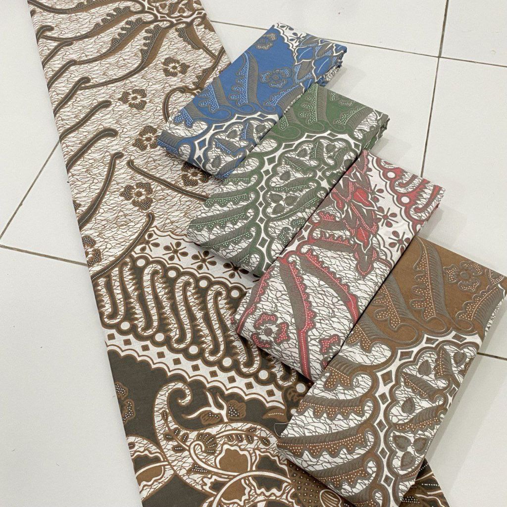 KAIN BATIK PEKALONGAN  MOTIF BURUNG MERAK