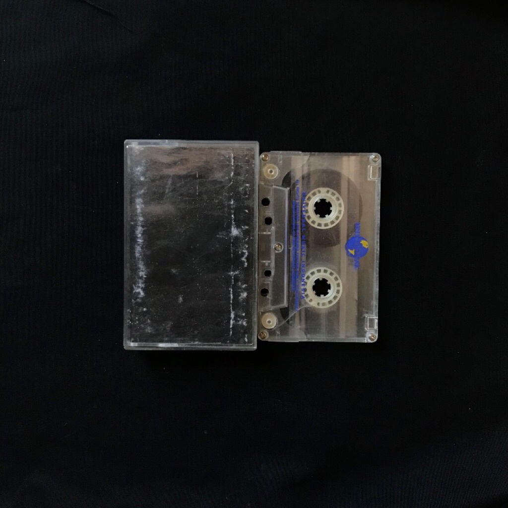 Kaset Metallica Black Album