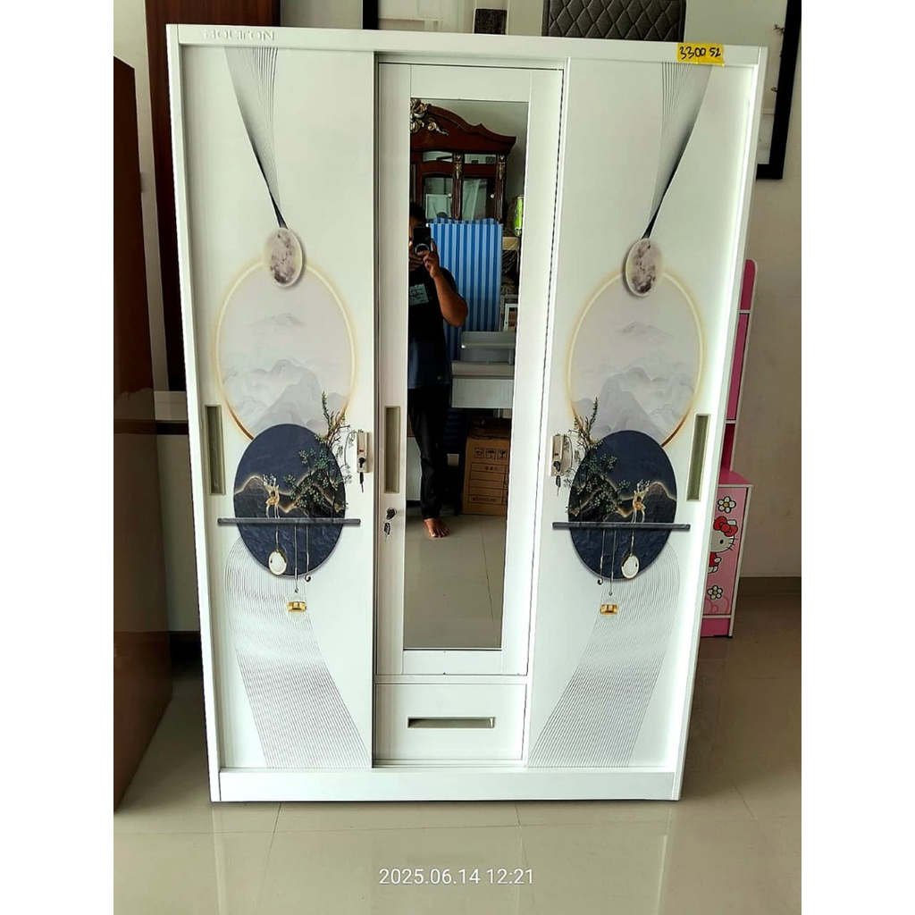 LEMARI SLEDING PLAT BESI 3 PINTU