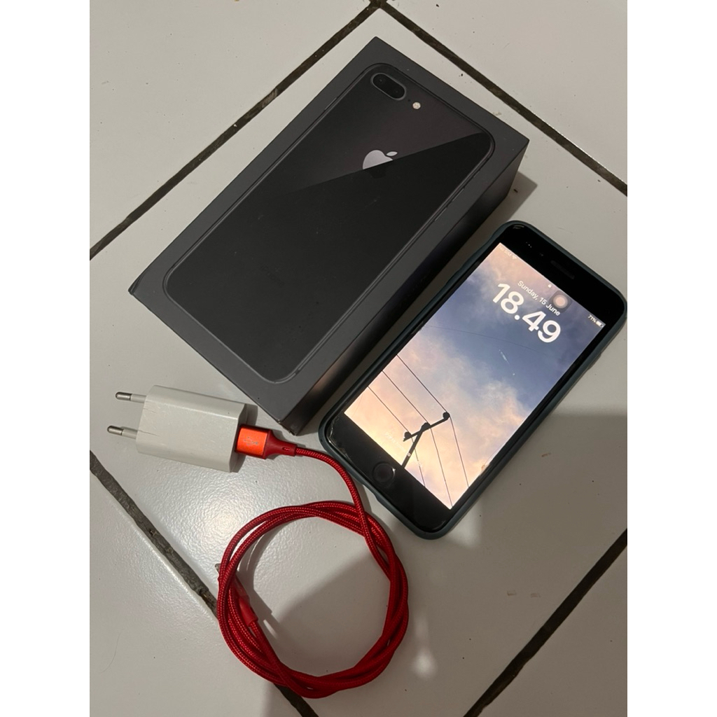 Iphone 8 Plus 64GB ex Ibox second