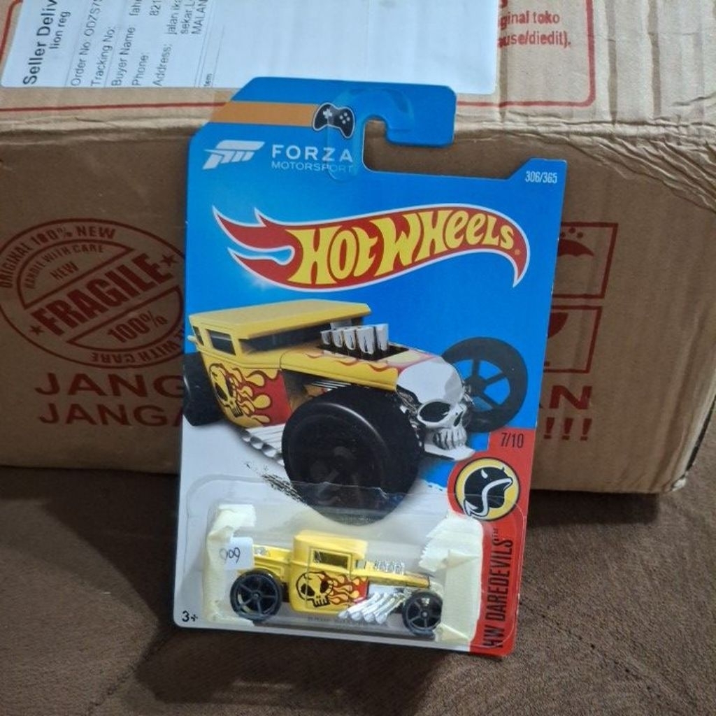 bone shaker hotwheels daredevils forza