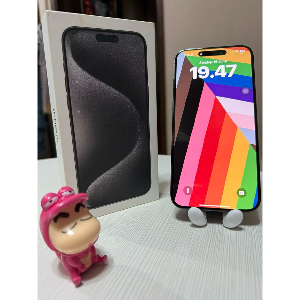 iPhone 15 Pro Max 512gb Second Black Titanium - ex Garansi Resmi Indonesia