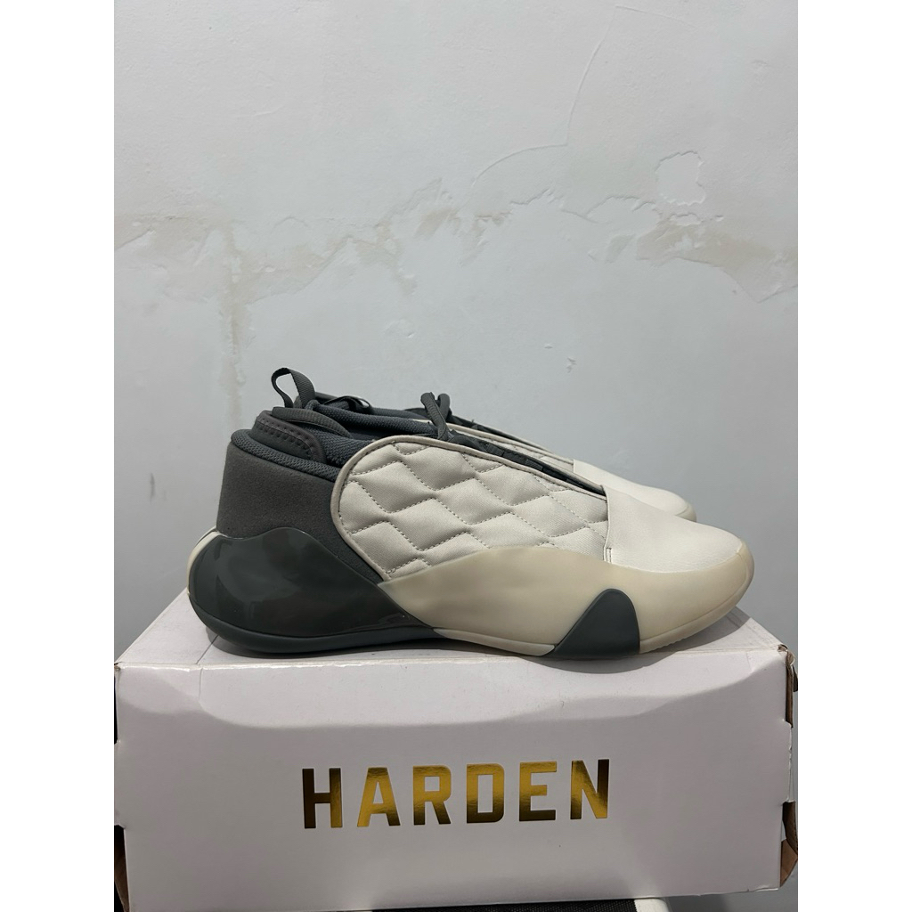 Adidas harden vol 7 chalk white (100% authentic)