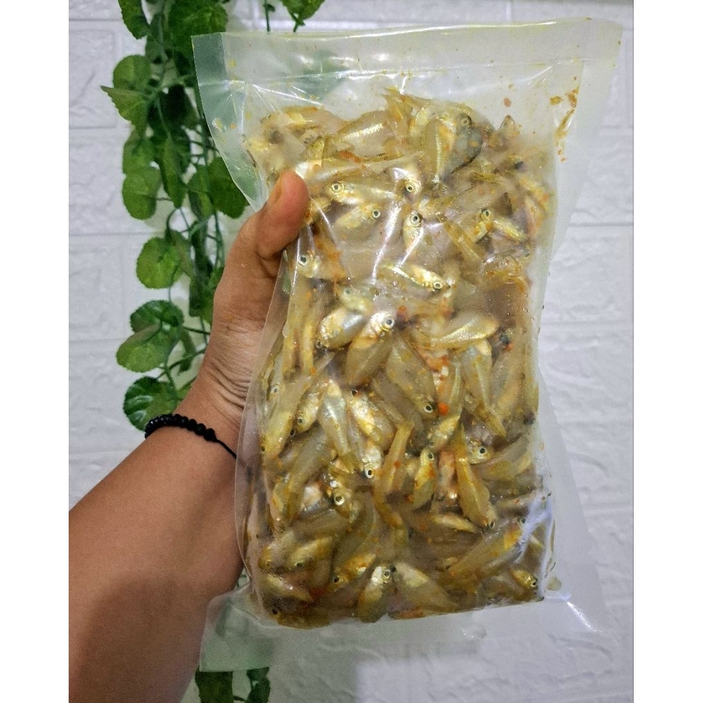 

Wader marinasi 500 gram / ikan marinasi / ikan siap goreng