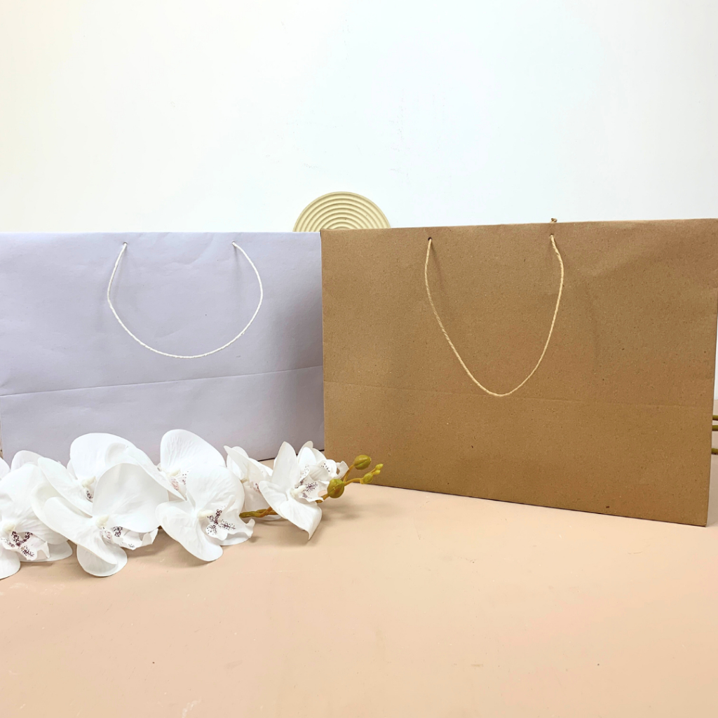 

Paperbag Box Hampers Souvenir Kraft aesthetic 35 x 20 x 24,5 cm