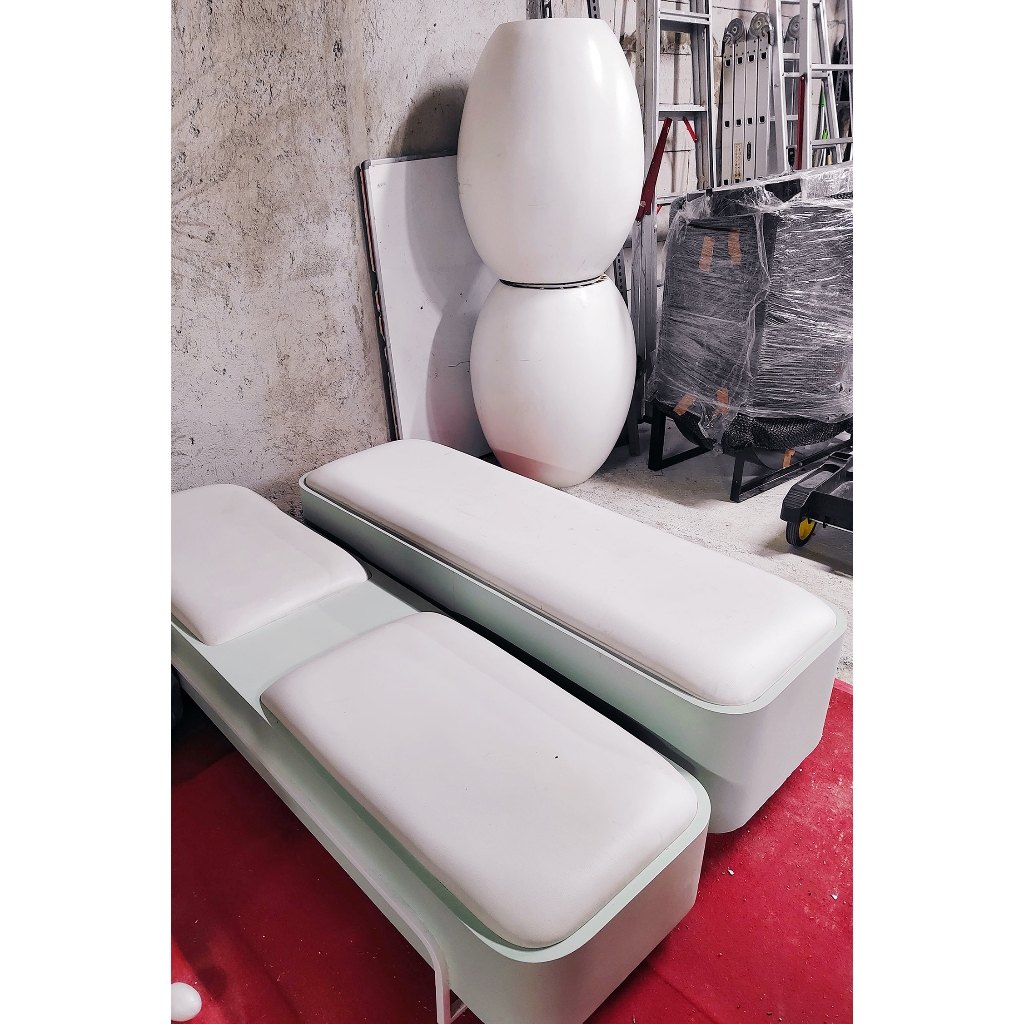 Kursi Sofa Ruang Tamu. Sofa ruang tamu sederhana modern meja samping sofa kreatif