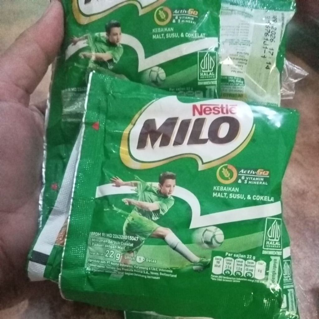 

Milo sachet 22g isi 20renceng