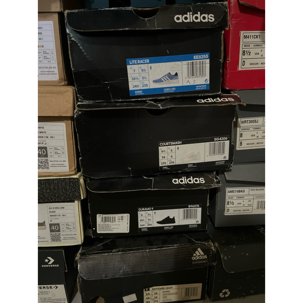 sepatu preloved brand adidas