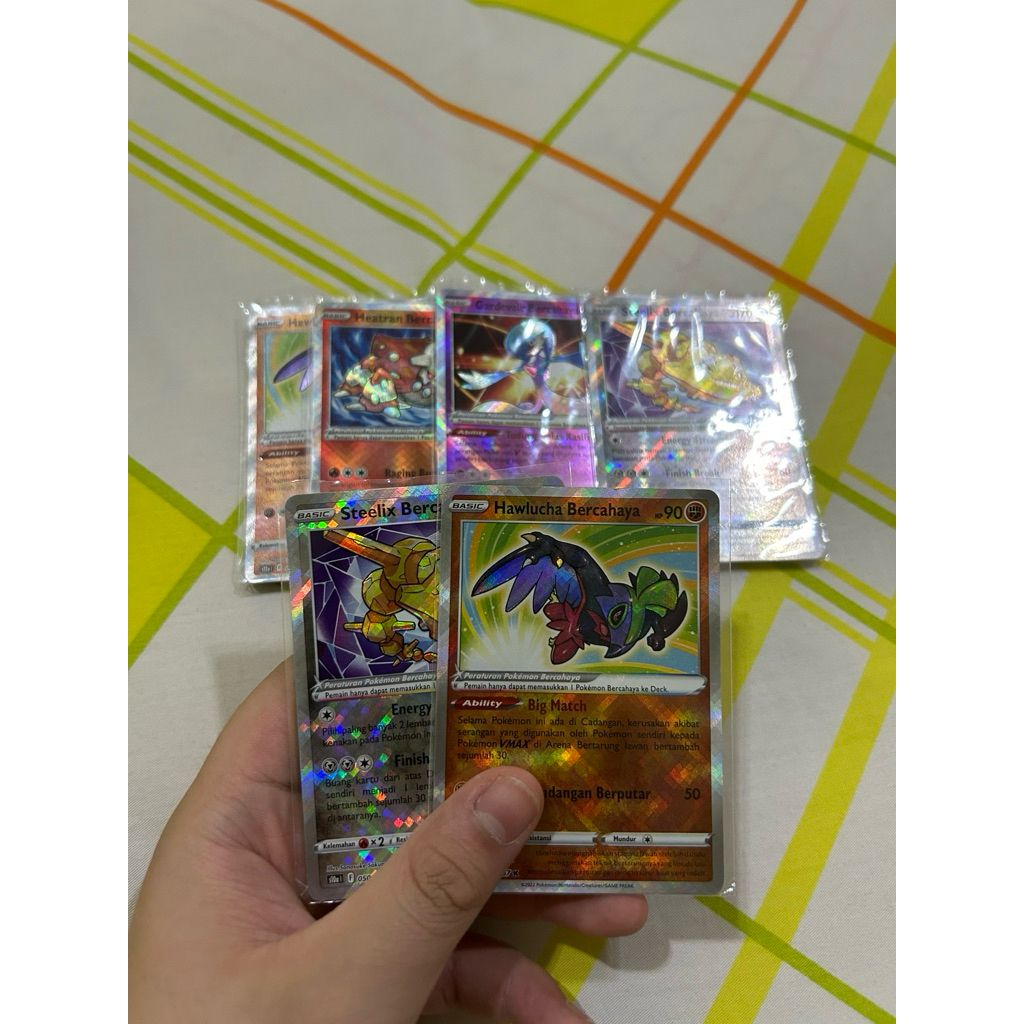 Kartu Pokemon TCG Bercahaya random