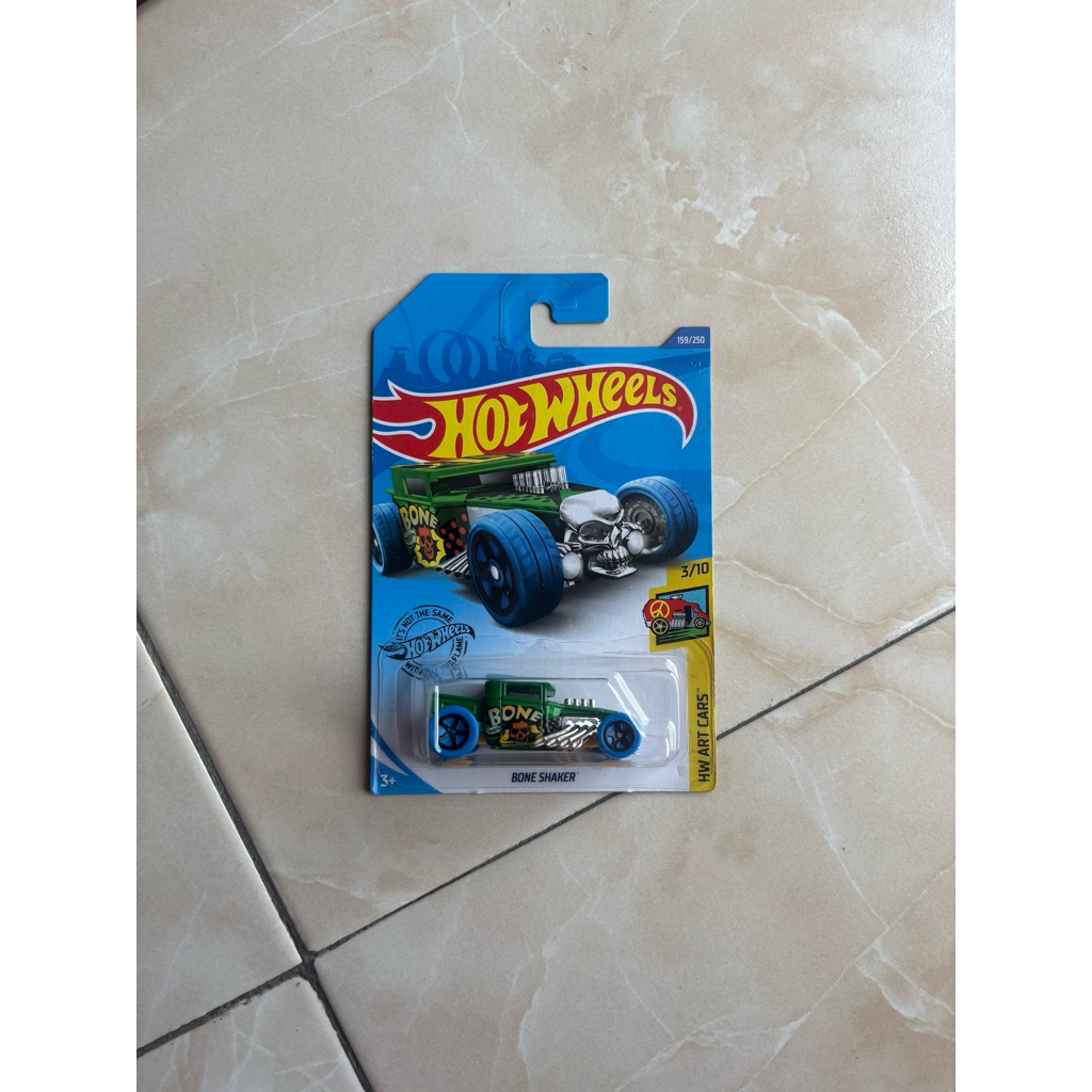 HOT WHEELS BONE SHAKER