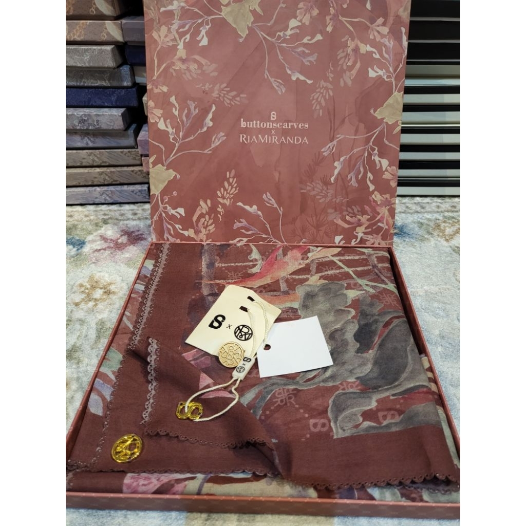 [ORI] BUTTONSCRAVES X RIA MIRANDA : THE XANADU SERIES