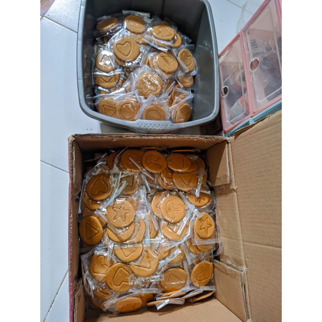

(PAKET 50 PCS) DALGONA CANDY SQUID GAME