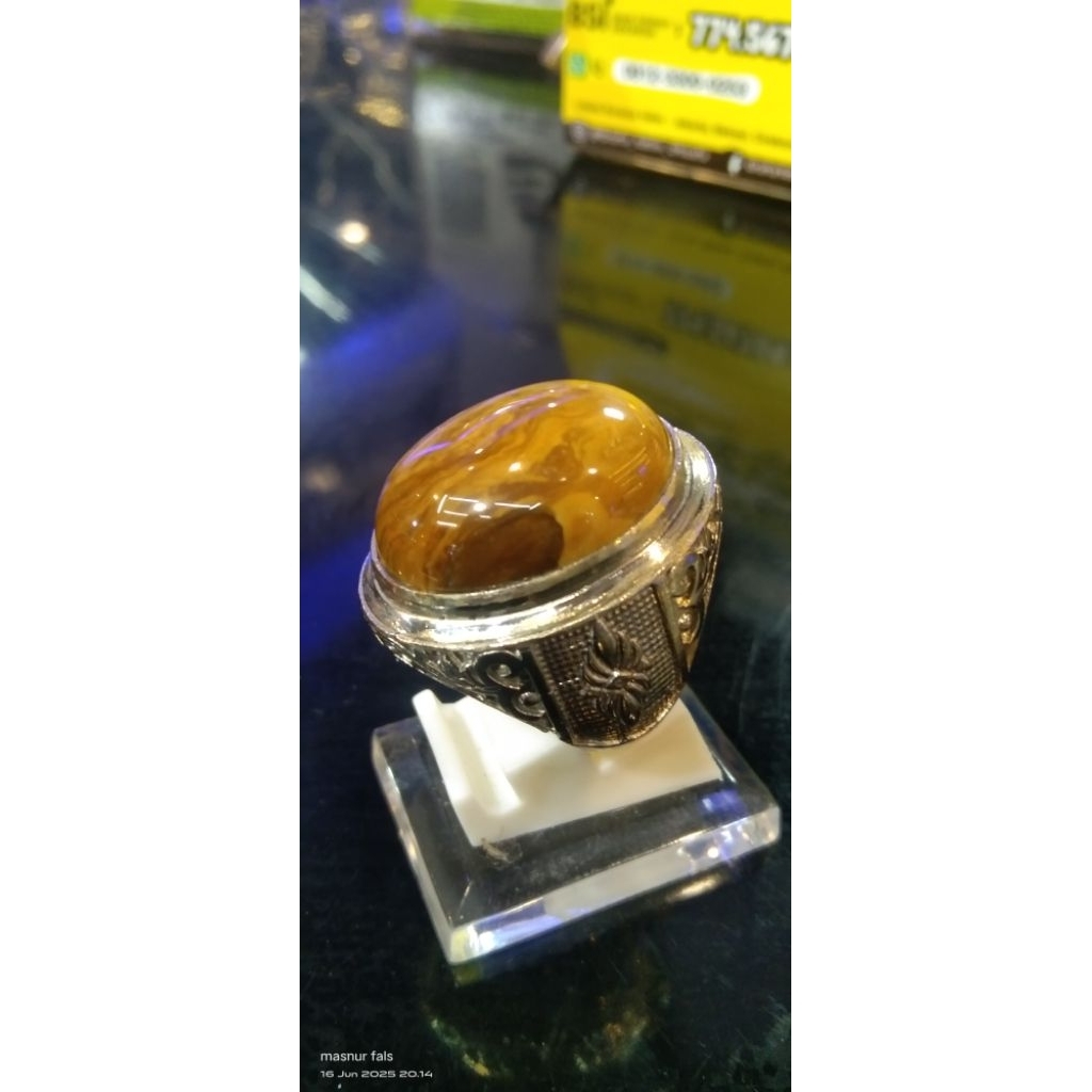 Cincin batu fosil kayu jati kualitas super