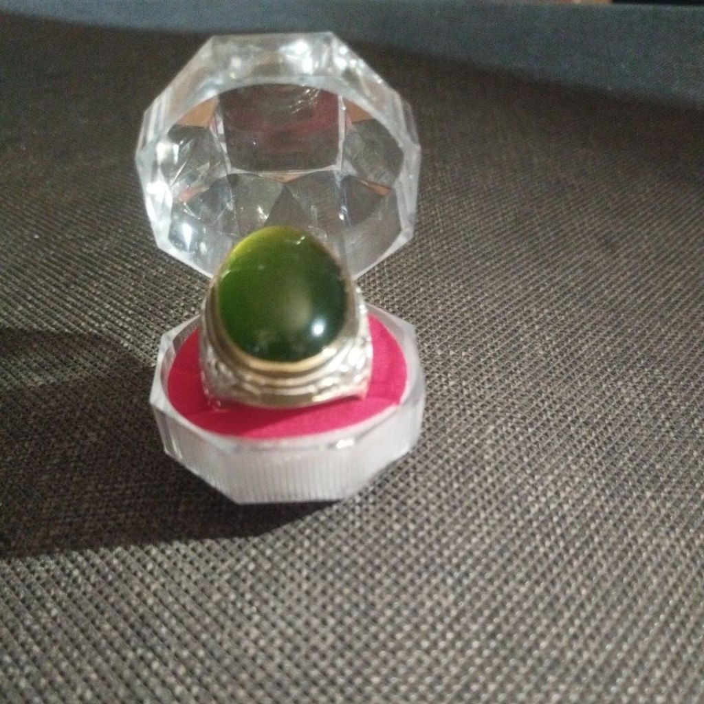 idocrase sungai dareh