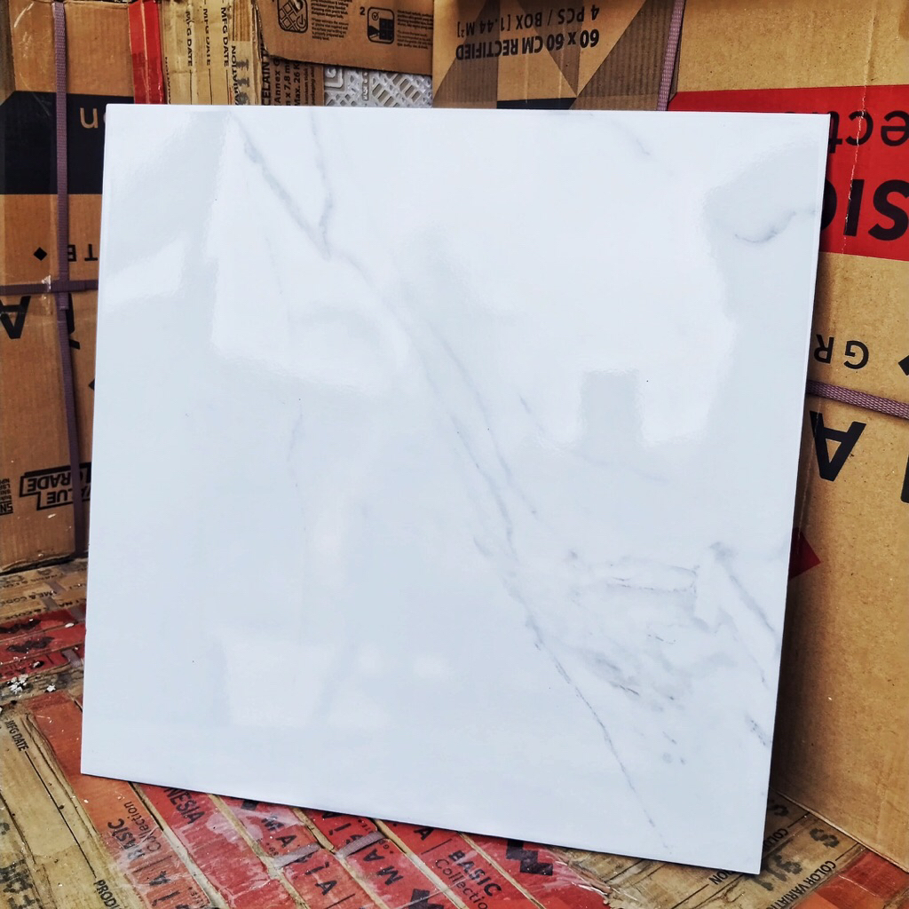 keramik lantai 50x50 putih motif carara (glossy)/ keramik lantai ruangan/ keramik white carara/ kera