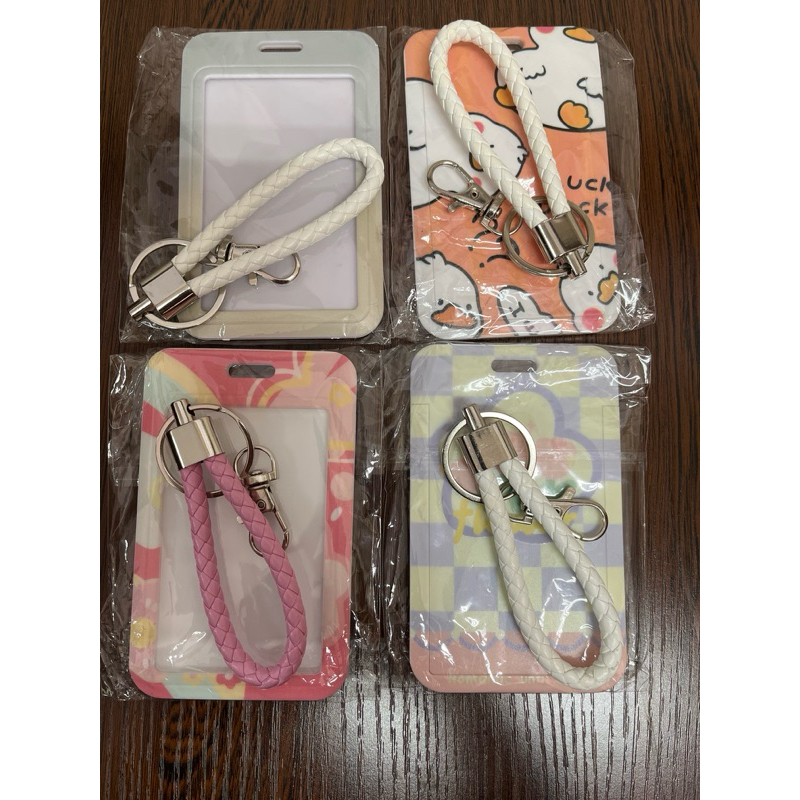 

ID CARD HOLDER MOTIF KARTUN UNTUK MENYIMPAN PHOTOCARD
