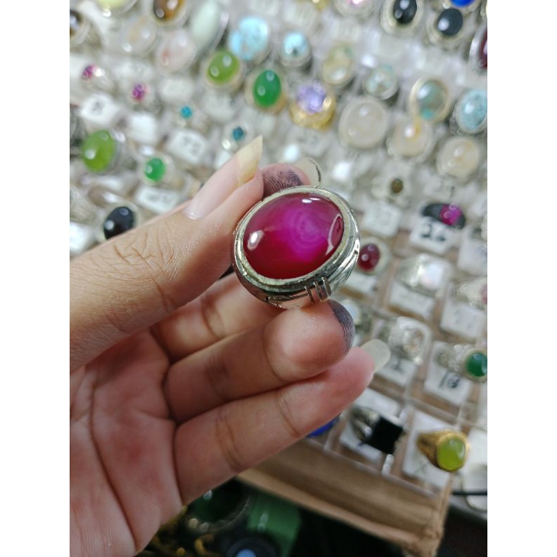 cincin merah delima