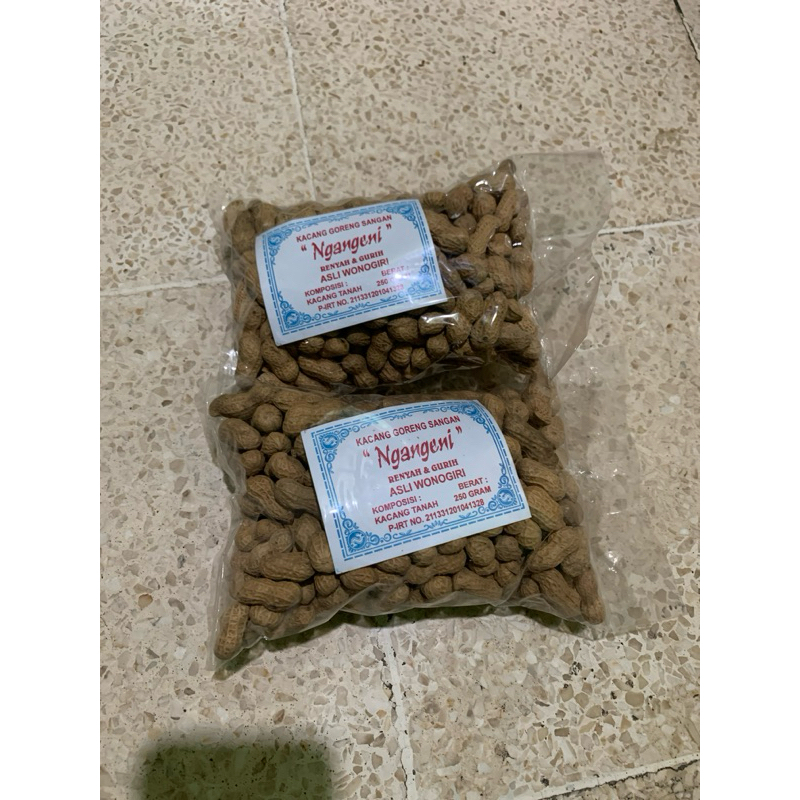 

Kacang Goreng Sangan Asli Wonogiri