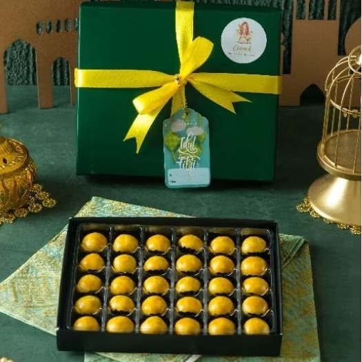 

READY - HAMPERS LEBARAN / IDUL FITRI / RAMADHAN GREEN GIFT BOX - NASTAR PREMIUM WISJMAN 30 pcs