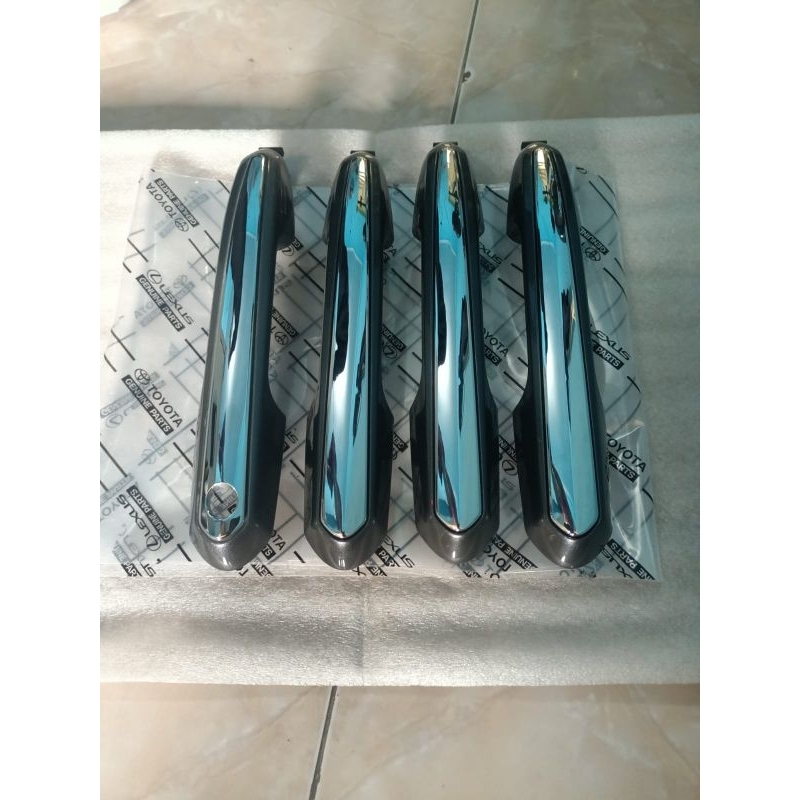 handle Toyota Innova zenix modelista