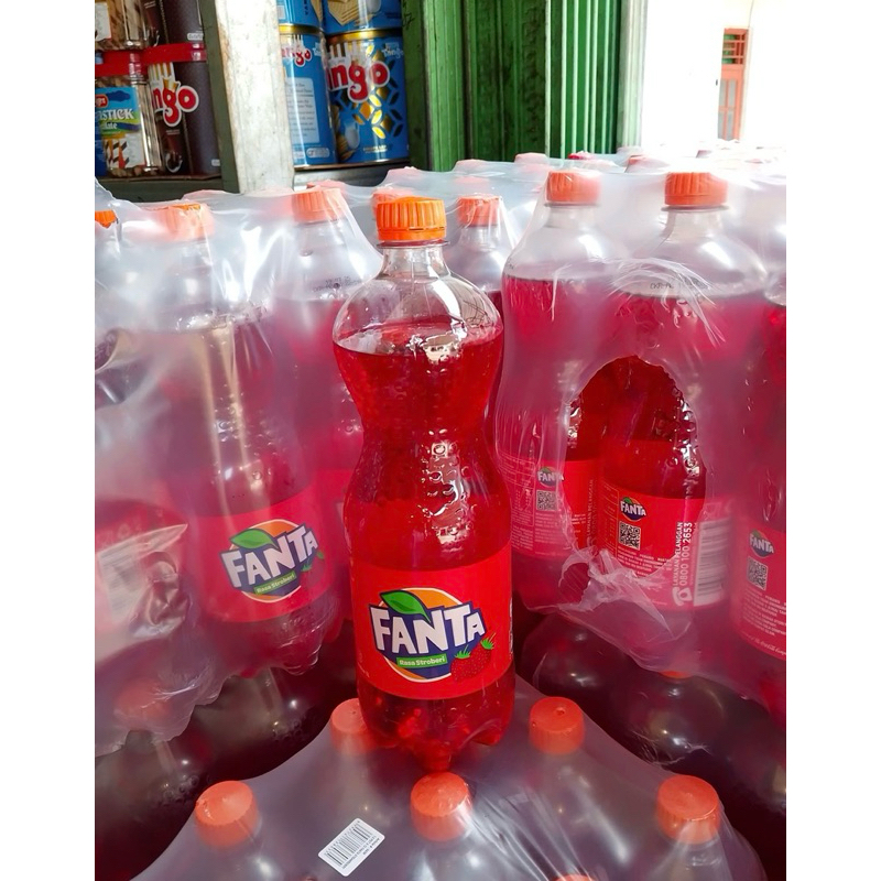 

Fanta botol kemasan 1 Liter Rasa strawberry