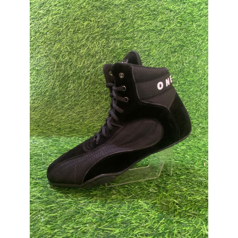 Onemore sepatu gym n fitnes