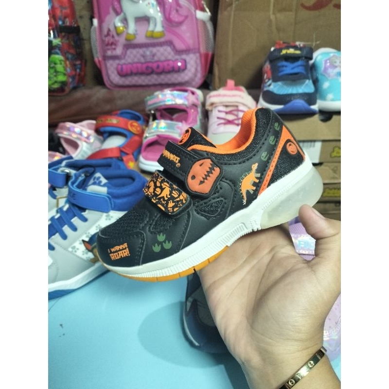 Sepatu BUBBLE GUMMERS LED