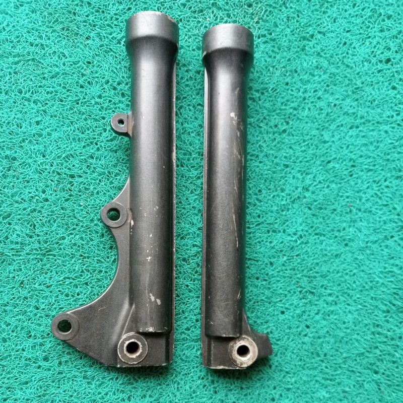 bottom shock depan sett Yamaha Xeon karbu/Xeon Rc125/Xeon gt125 ORI copotan