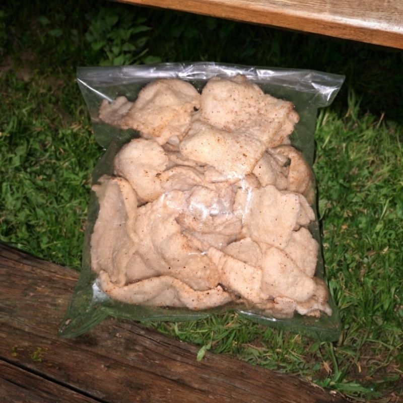 

cemilan ringan krupuk gendar rasa pedas 50Gram