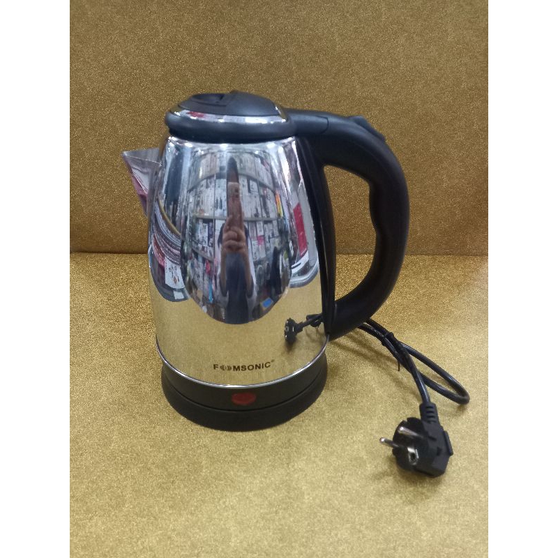 Teko Listrik Fomsonic KE-8818SS