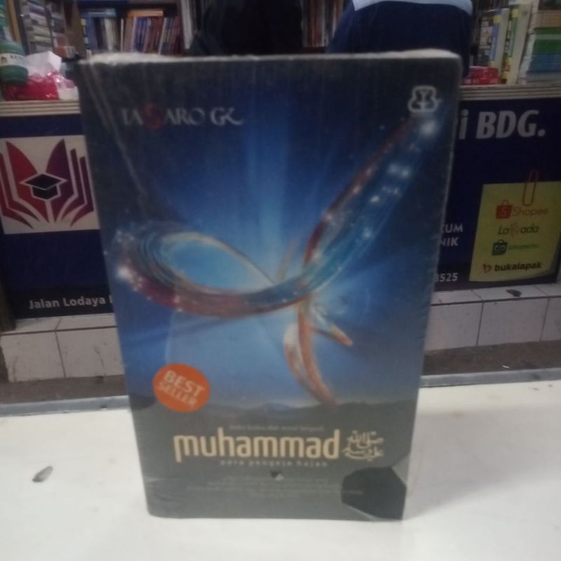 Novel MUHAMMAD Para Pengeja Hujan