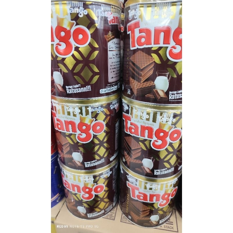 

Tango wafer kaleng chocolate 240gr