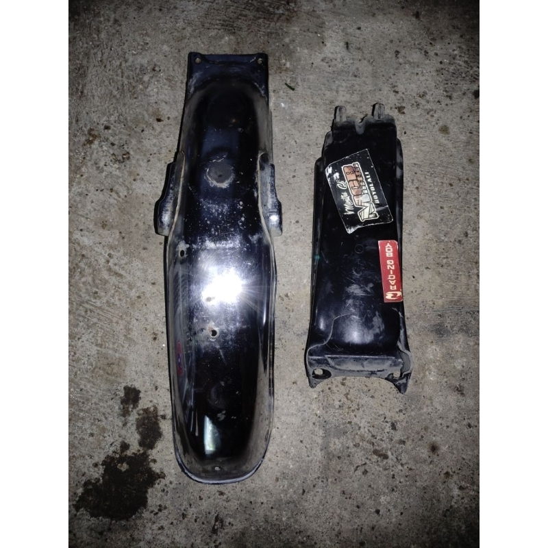 slebor belakang gl100 cdi merk urami