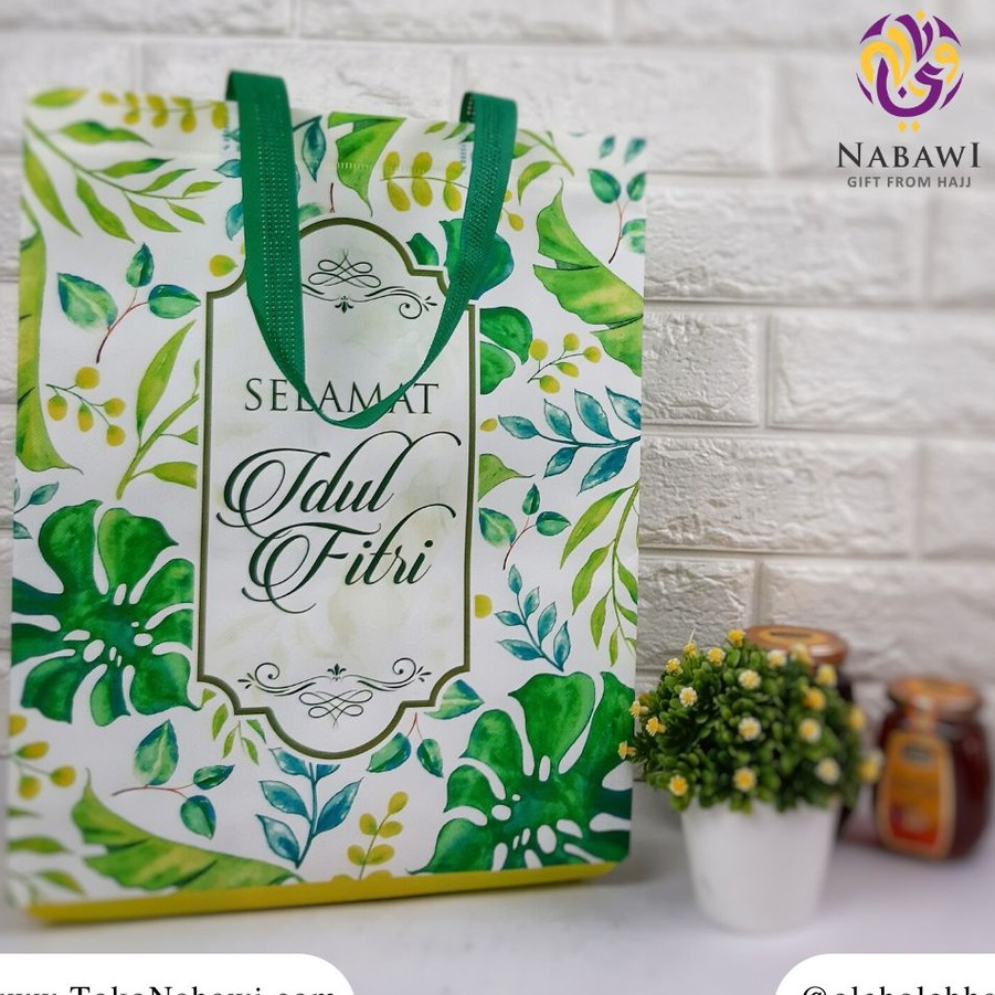 

Goodie bag Tote bag Idul Fitri Tanggung / Tas Souvenir Parcel Lebaran Jakarta