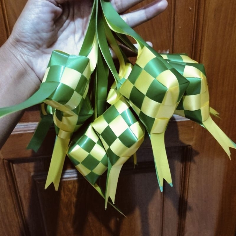 

Ketupat hias hampers parcel lebaran
