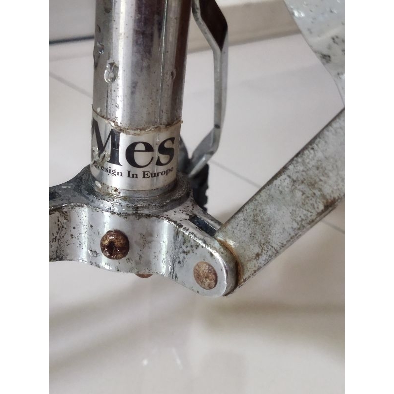 stand snare drum merk MES kokoh