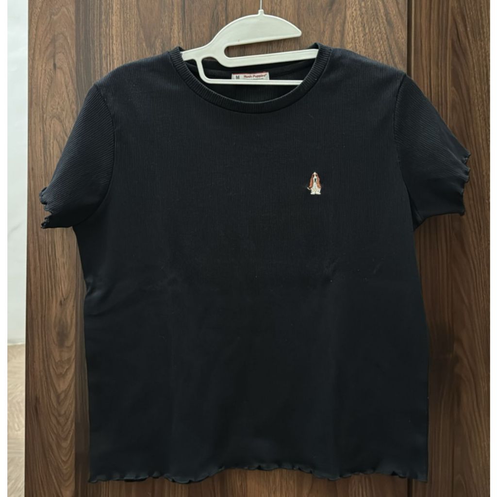 PRELOVED HUSH PUPPIES BASIC T-SHIRT KNIT Kaos Hitam POLOS