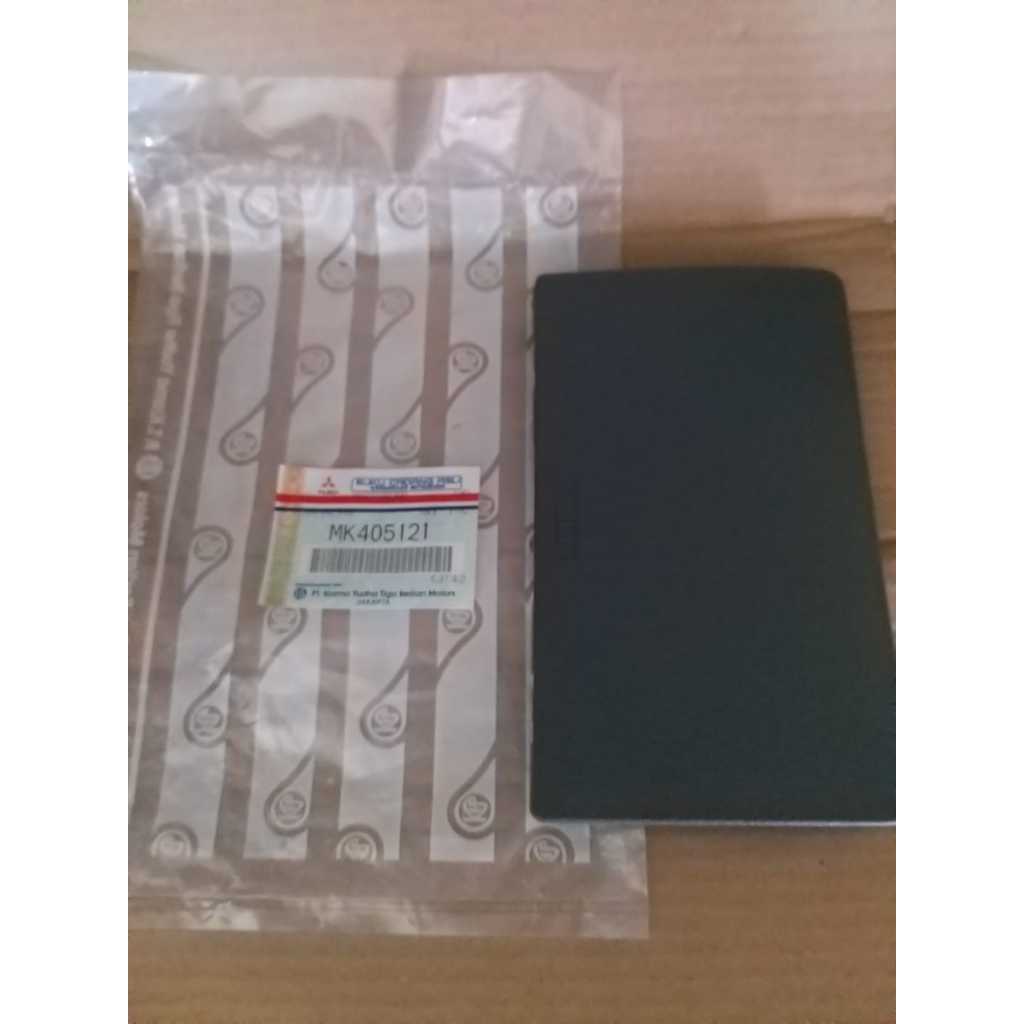 Tutup sekring Mitsubishi Canter