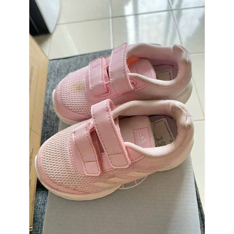 sepatu adidas anak perempuan
