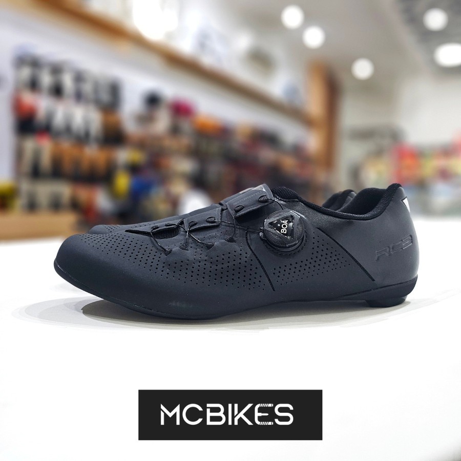 Sepatu Sepeda Shimano Road Bike Shoes SH-RC302 Wide - Black