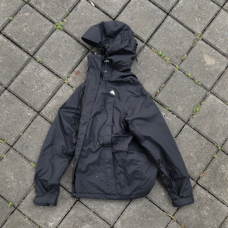 outdoor nike Acg gorpcore waterproof second bekas not arcteryx
